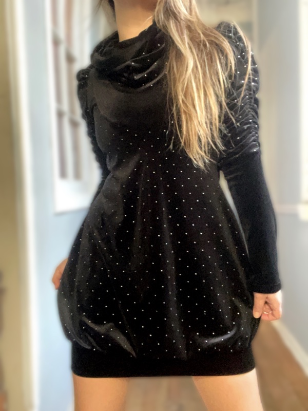 Vestido Negro Simona Tachas