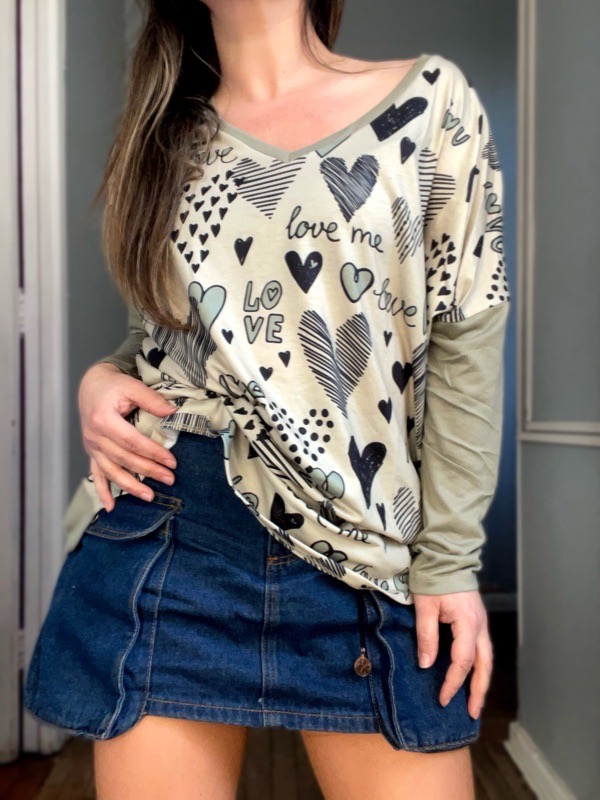 Polera Algodon Manga Larga Love Me Corazones