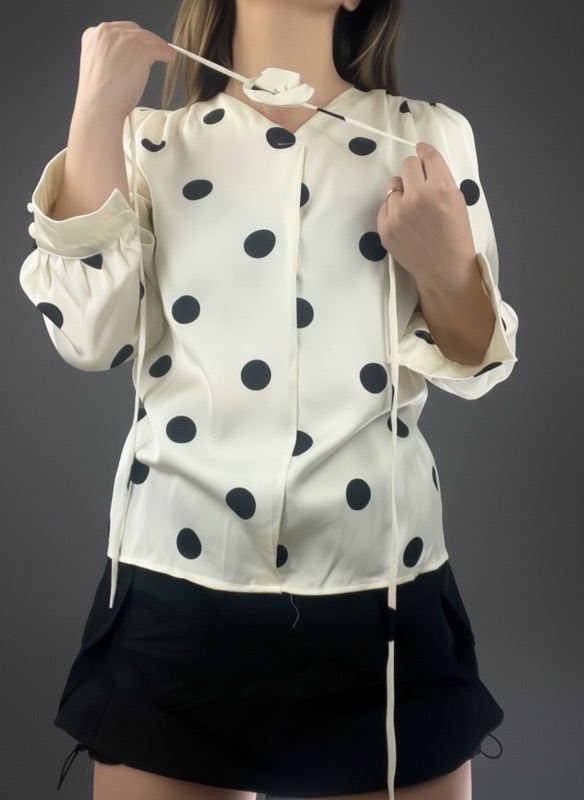 Blusa Blanca Satín De Lunares Élise - Imagen 3